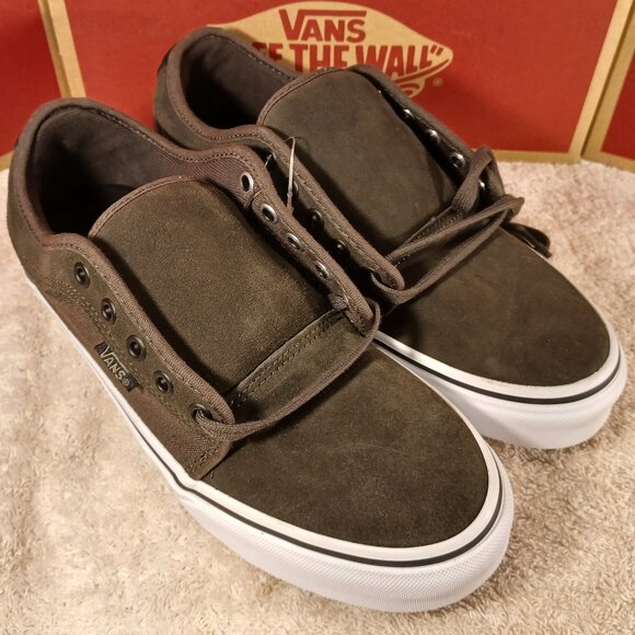 Vans Men's 7.5/Women's 9 Chukka Low Pro Olive Green/True White - Picture 2 of 12
